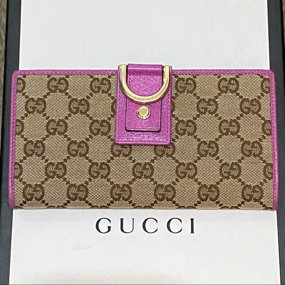 Gucci Handbags - Gucci Abbey Continental Monogram GG Wallet.